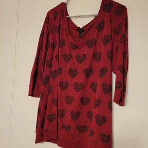 Torrid Size 4 Burgandy Black Rose Hearts 3/4 sleeve top